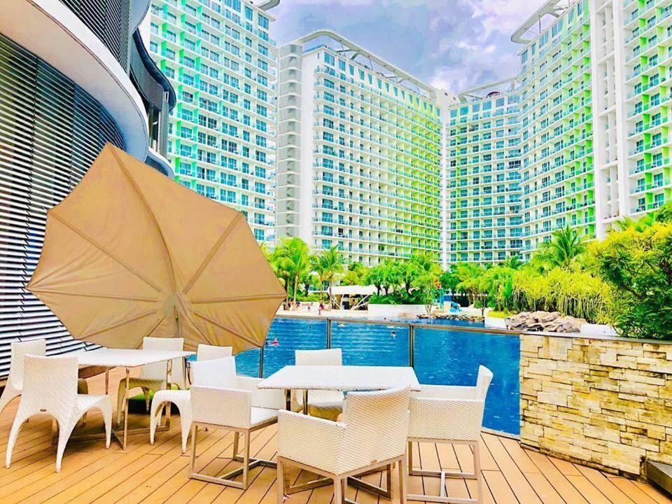 Azure Urban Resort A4 Near Airport Mall With Wavepool Paranaque City 外观 照片
